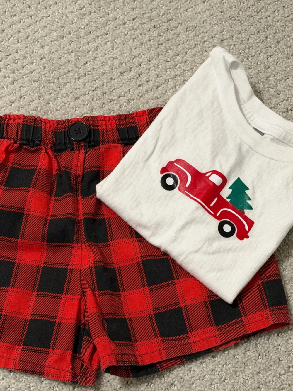 Christmas Plaid Shorts Set - 2T